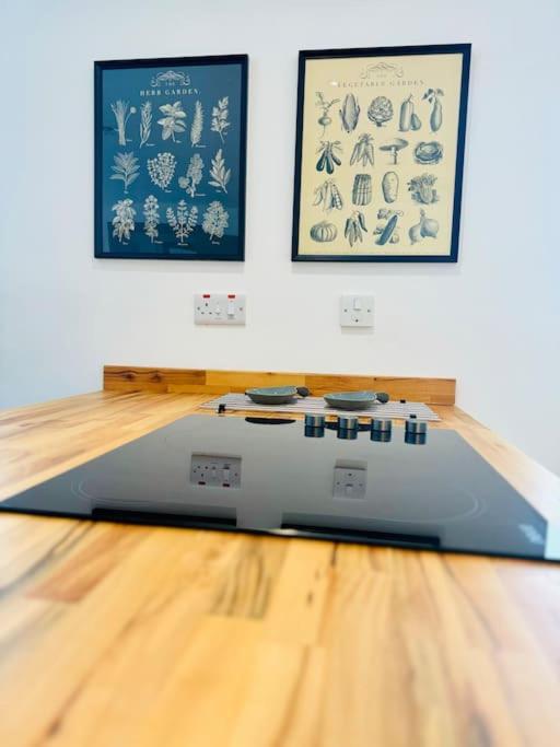 Apartment With Balcony Near Chatham Dockside Brompton  Екстер'єр фото