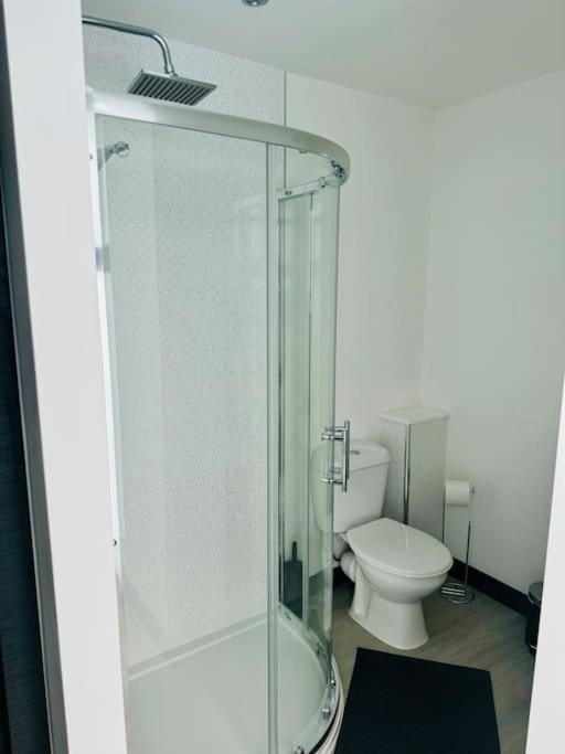 Apartment With Balcony Near Chatham Dockside Brompton  Екстер'єр фото