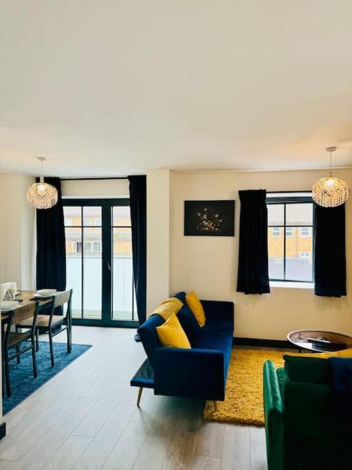 Apartment With Balcony Near Chatham Dockside Brompton  Екстер'єр фото