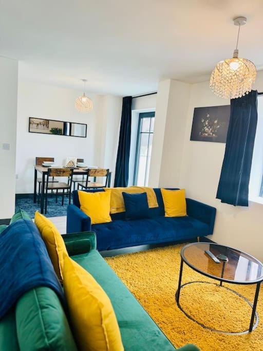 Apartment With Balcony Near Chatham Dockside Brompton  Екстер'єр фото